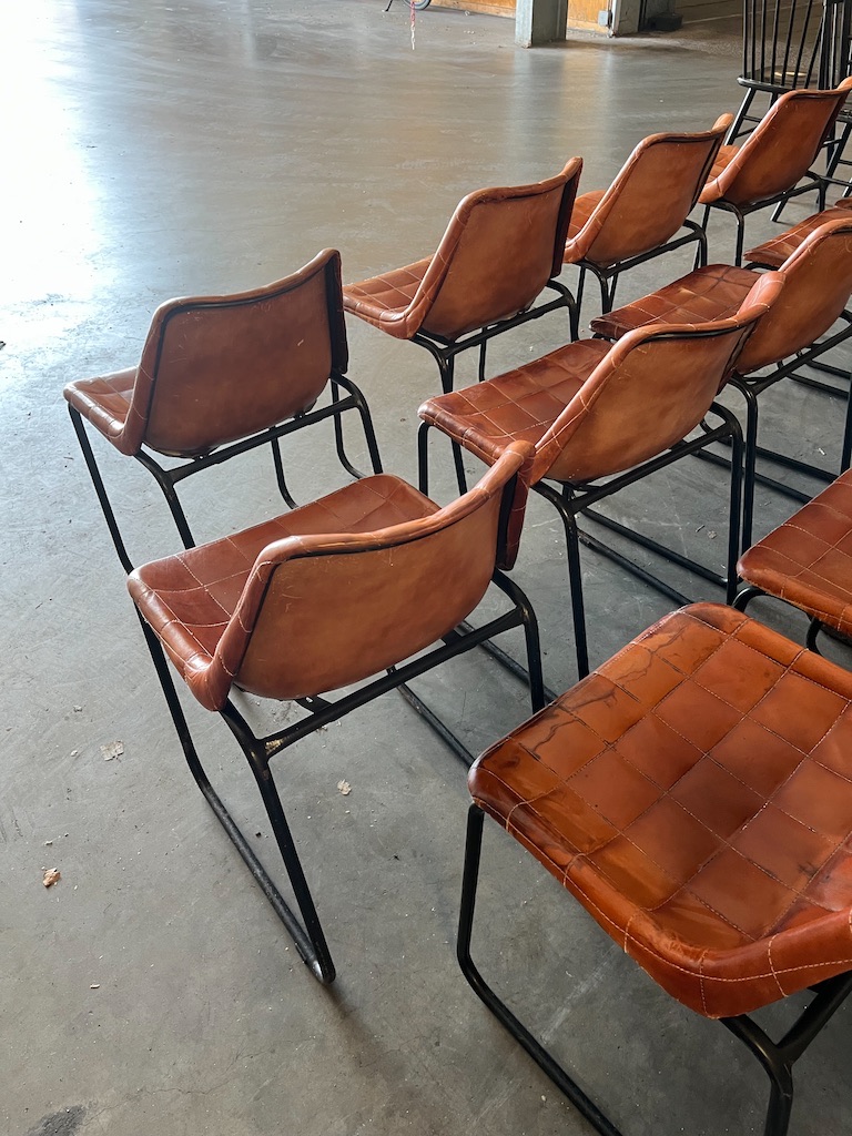 Industriele stoelen metaal met lederen kuip