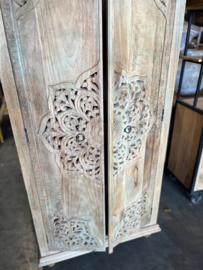 Handgesneden Kast uit India Uniek exemplaar Ibiza/Boho Nieuw