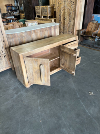 Zeer fraai Dressoir mooi o.a in Scandinavisch interieur