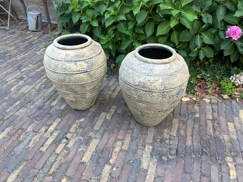 Prachtige Stenen Kruiken mooie grote exemplaren