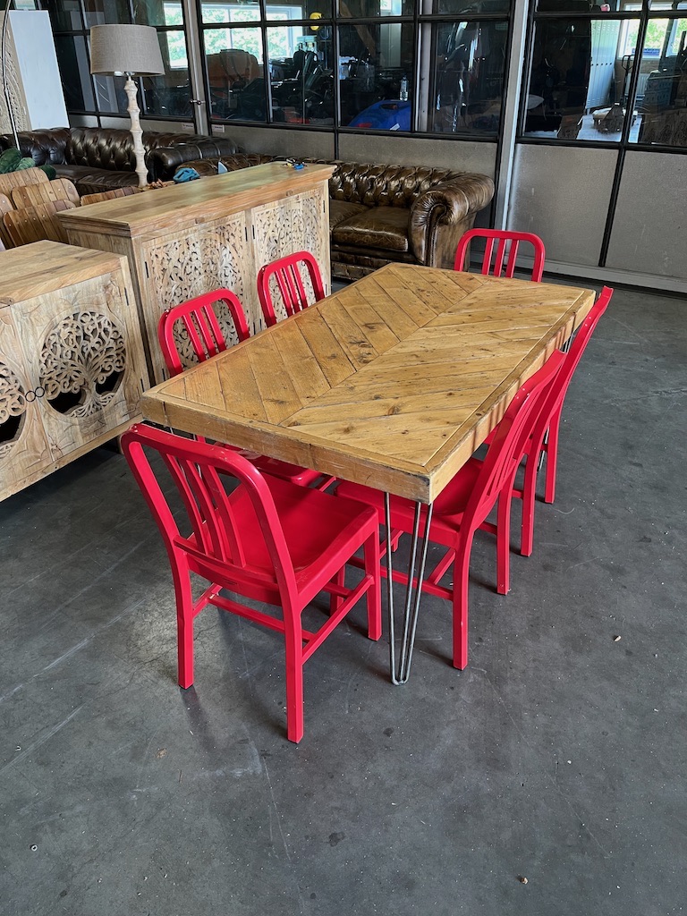 Industriele Tafel 140 cm lang en 80 cm breed