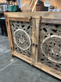 Unieke Houtsnijwerk Dressoir handgesneden uit India