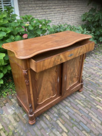 Antiek Mahonie Houten Biedermeier Kastje