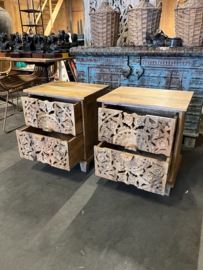 Handgesneden Kastje/Nachtkastje uit India Uniek Ibiza/Boho