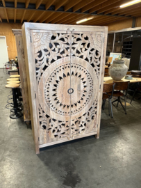 Handgesneden Kast uit India Uniek exemplaar Ibiza/Boho Nieuw