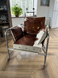 Unieke Design Rolling Metal Cowhide Chair zeer zeldzaam
