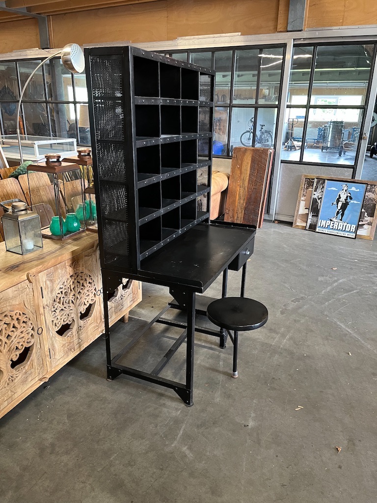 Oude Postsorteerkast/Postkast Uniek exemplaar