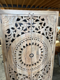 Handgesneden Kast uit India Uniek exemplaar Ibiza/Boho Nieuw
