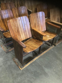 Oude Industriele/Vintage Bioscoopbankjes/Theaterbankjes