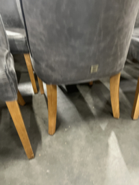 Riviera Maison Chairs type Riverdale Pellini  Leer