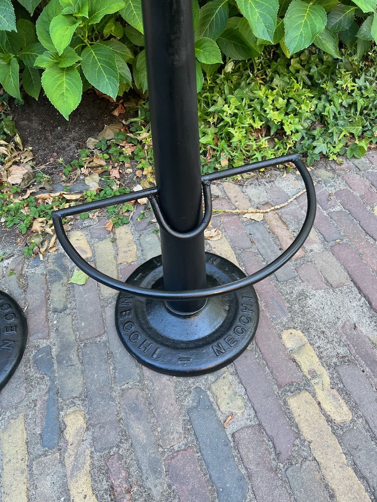 Necchi Barkrukken oude exemplaren 84 cm hoog