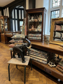 Sculptuur Olifant leer in de stijl van Liberty of London