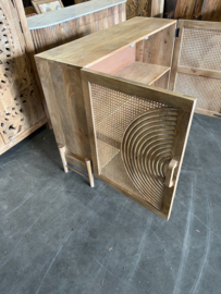 Kast/Dressoir Hout en Webbing mooi in Ibiza/Boho interieur