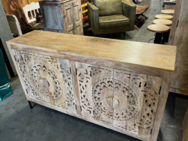 Handgesneden Dressoir, Ibiza/Boho zeer uniek exemplaar Nieuw