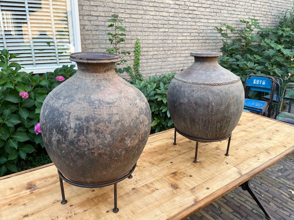 Unieke Antieke Wijn Kruiken afkomstig uit India