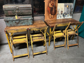 Oude inklapbare Cafe tafels/bistrotafels/eettafels origineel