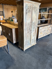 Handgesneden Kast uit India Uniek exemplaar Ibiza/Boho Nieuw