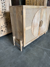 Kast/Dressoir Hout en Webbing mooi in Ibiza/Boho interieur