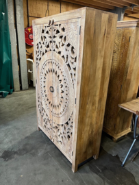 Handgesneden Kast uit India Uniek exemplaar Ibiza/Boho Nieuw