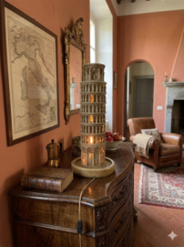 Antieke Albasten Lamp Toren van Pisa Italie groot exemplaar
