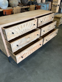 Uniek Nieuw Dressoir IBiza/Boho met de hand uitgesneden