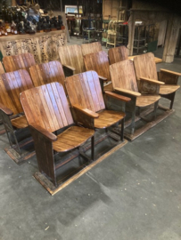 Oude Industriele/Vintage Bioscoopbankjes/Theaterbankjes