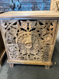 Handgesneden Kastje/Nachtkastje uit India Uniek Ibiza/Boho