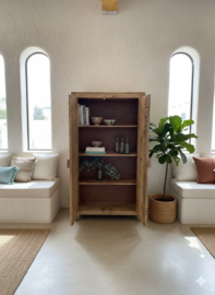 Handgesneden Kast uit India Uniek exemplaar Ibiza/Boho Nieuw