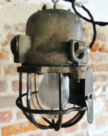 Industrial bully lamp