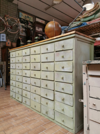 Vintage wooden chest of drawers