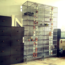 Industrial steel wire locker cabinet