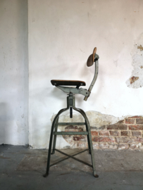 Industrial Bienaise Chair