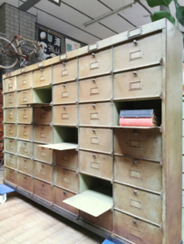 Industrial flap cabinet