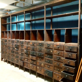 Grande apothecary cabinet