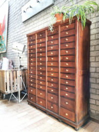 Antique wooden drawercabinet