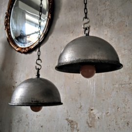 Industrial pendant lights