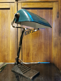 Horax bankers lamp