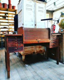 Antique & Unique cylinder desk