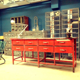 Industrial workbench