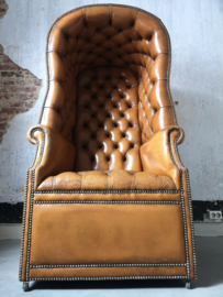 Chesterfield porter's chair