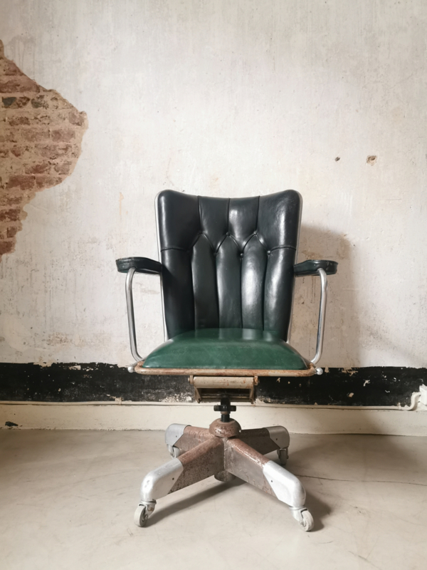 Vintage Gispen president 357 PQR office chair