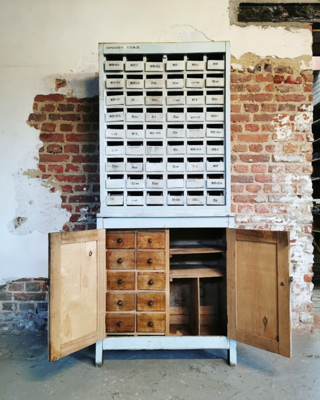 Old wooden drawer cabinet