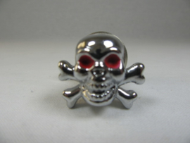 CAR LIGHTER SKULL WITH BONES