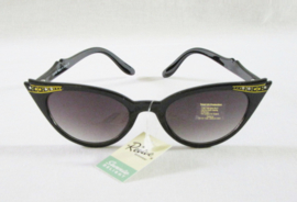 VINTAGE CAT EYE SUNGLASSES. BLACK