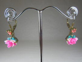 EARRINGS WITH ROSE PENDANT