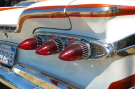 CADILLAC FLUSH MOUNT TAIL LIGHT