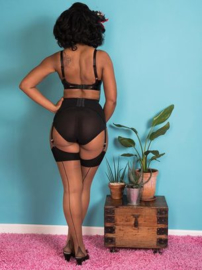 BLACK SEAMED STOCKINGS FOR DARKER SKINS