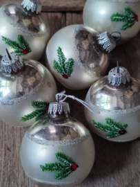 Set 6 oude kerstballen