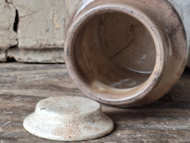 Zalfpotje met Deksel