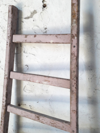 Ladder oud roze 176cm.